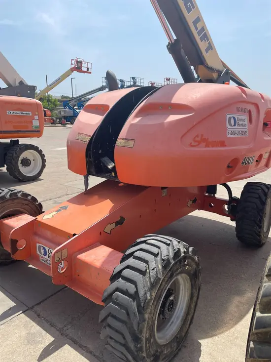 2014 JLG 400S Boom Lift