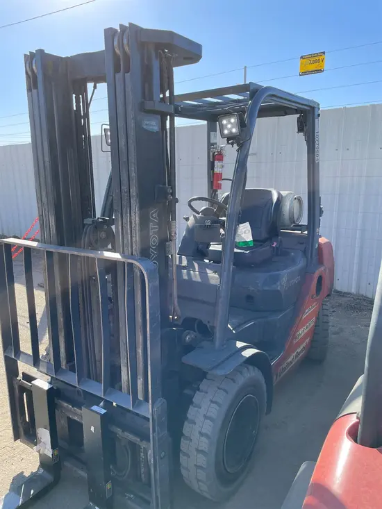 2018 Toyota 8FGU25 Warehouse Forklift