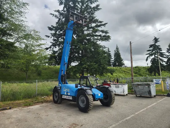 2015 Genie GTH-844 Forklift