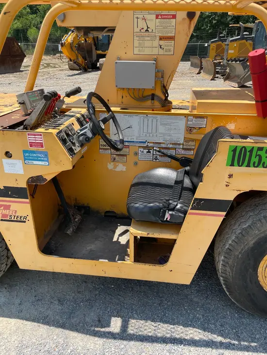 2013 Broderson IC-80-3J