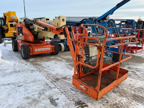 2014 JLG E450AJ Articulating Boom Lift