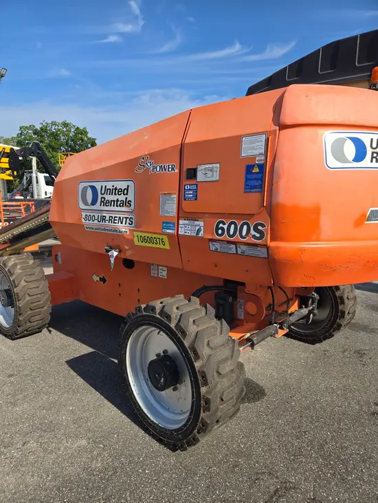 2017 JLG 600S Boom Lift
