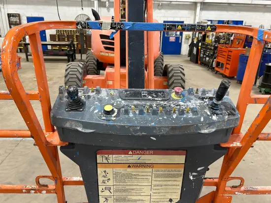 2015 JLG 600AJ Articulating Boom Lift
