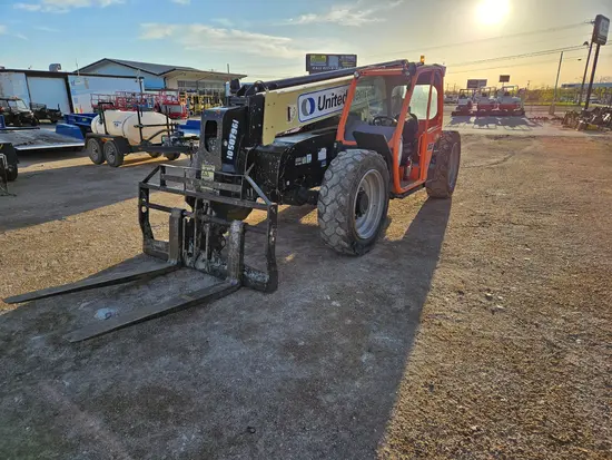 2016 JLG 642 Forklift