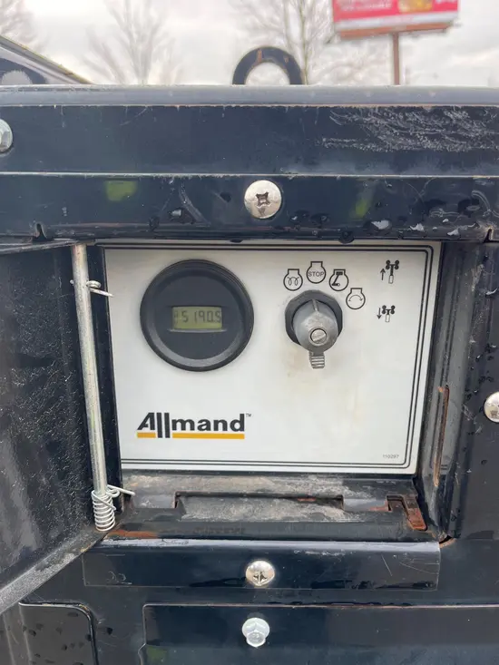 2018 Allmand NLV-ML3EC Portable Light Tower