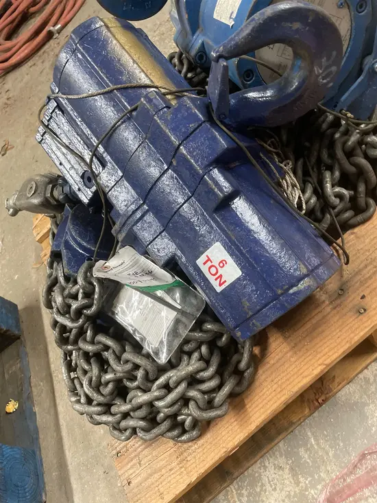 2012 JD NEUHAUS PROFI 3-6TI Hoist