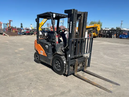 2022 Doosan G25P-7DF Warehouse Forklift
