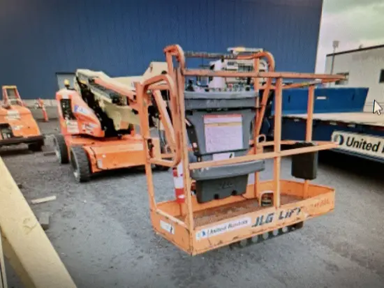 2016 JLG E450AJ Articulating Boom Lift