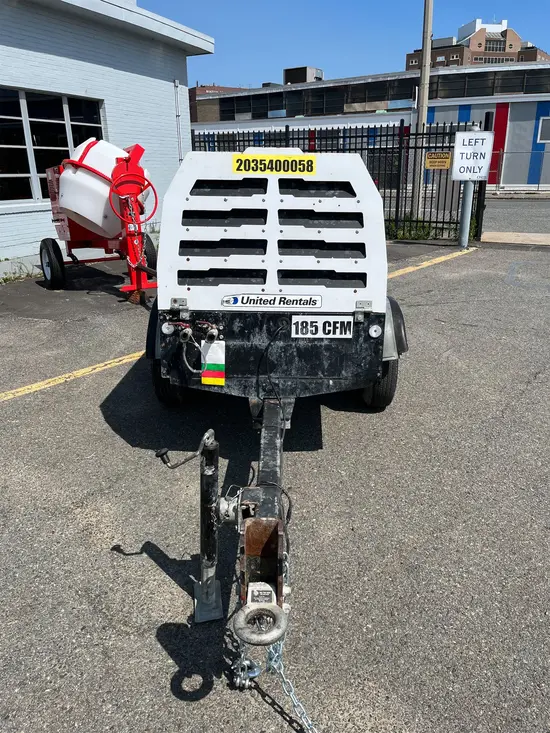 2017 ROTAIR D185T4 Air Compressor