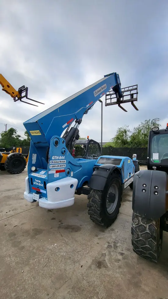 2016 Genie GTH-844 Forklift
