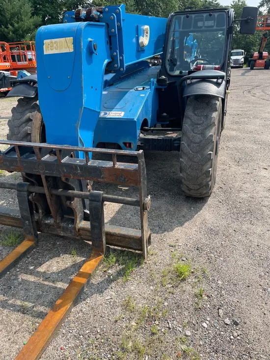 2016 Genie GTH-844D Forklift