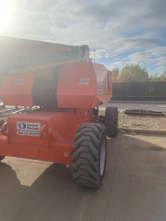 2016 JLG 800S Boom Lift