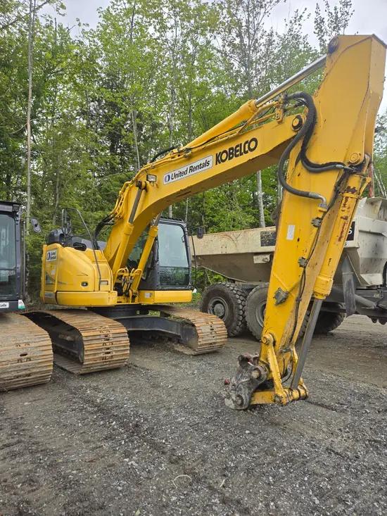 2019 Kobelco SK230SR-5 Excavator