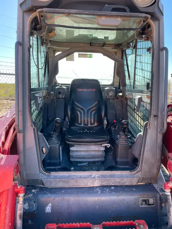 2019 Takeuchi TL12R2-CR Track Loader