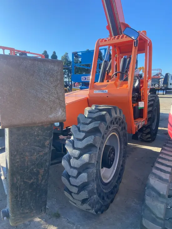 2017 SKYTRAK 10054 Forklift