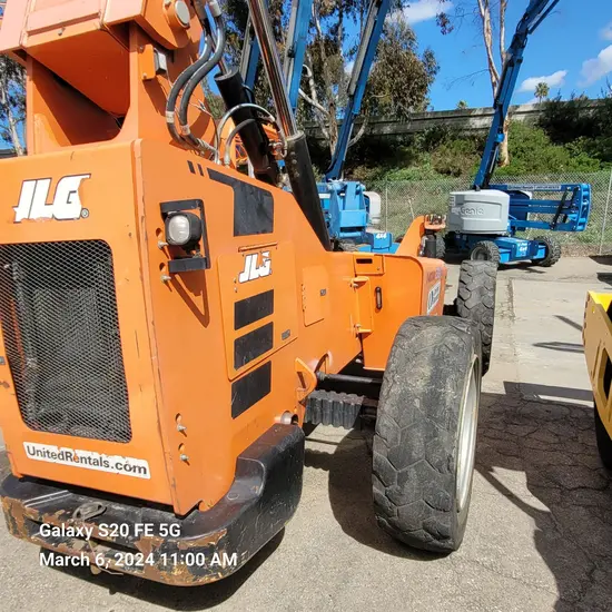 2016 SKYTRAK 6042 Forklift