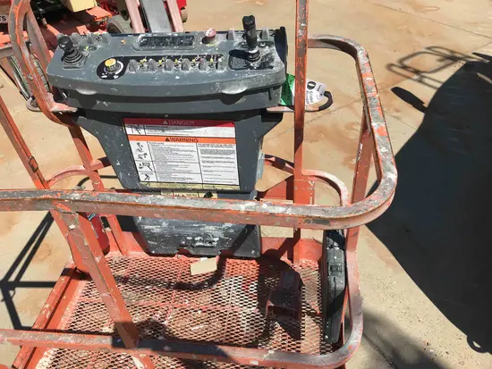 2012 JLG E300AJP Articulating Boom Lift