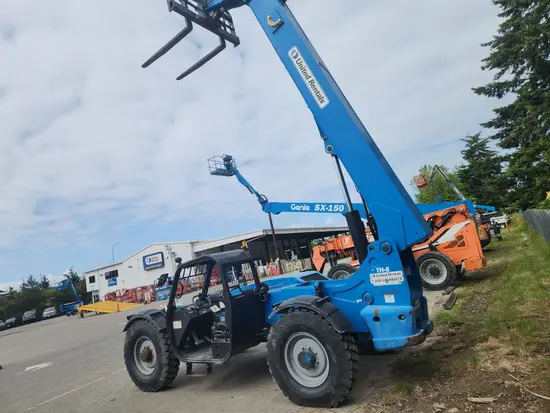2015 Genie GTH-844 Forklift