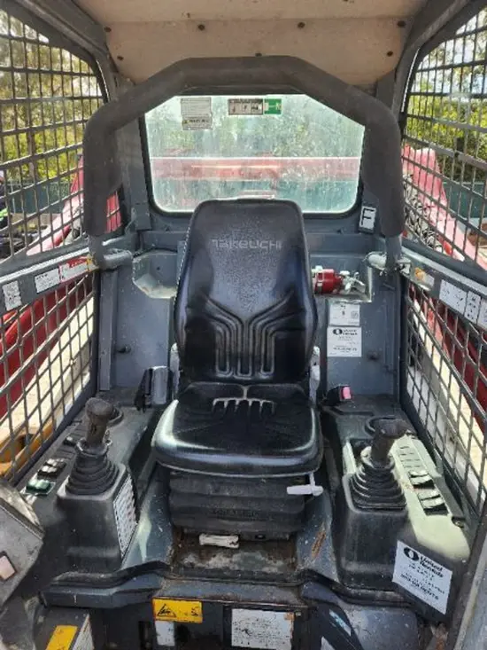 2019 Takeuchi TL10V2-R Track Loader