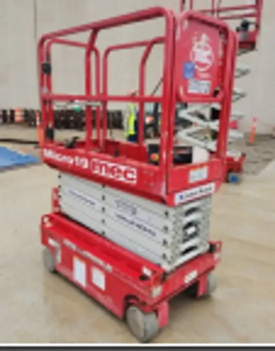 2017 MEC MICRO 19 Scissor Lift
