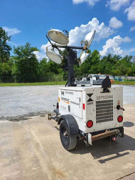 2018 Magnum Pro MLT3060MV Portable Light Tower