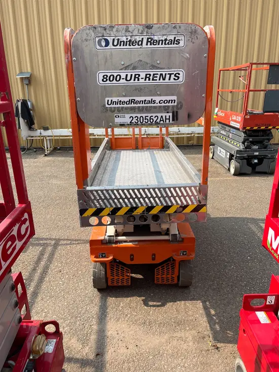 2019 Snorkel S3215L Scissor Lift