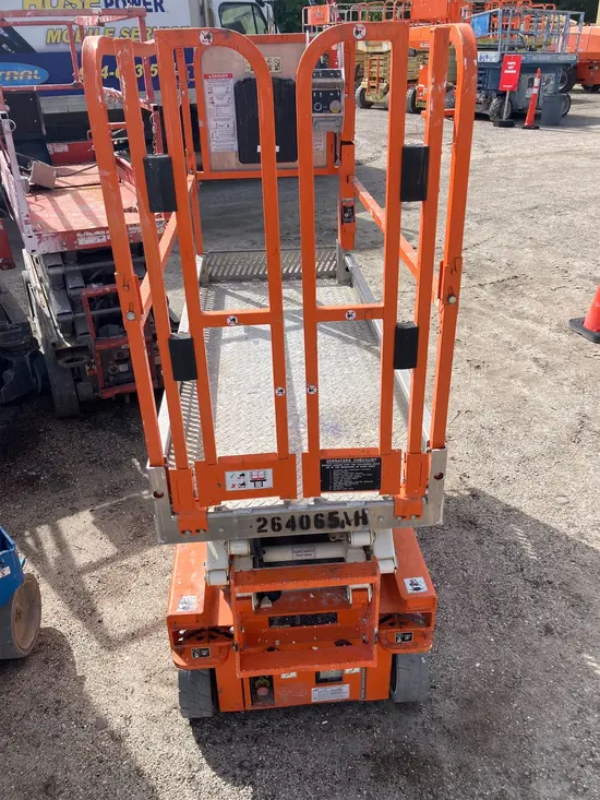 2019 Snorkel S3215L Scissor Lift