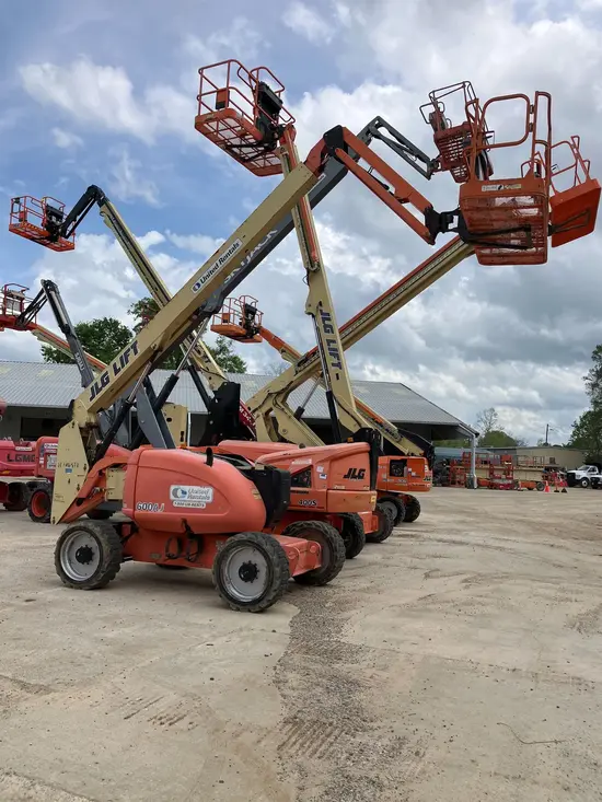 2013 JLG 600AJ Articulating Boom Lift