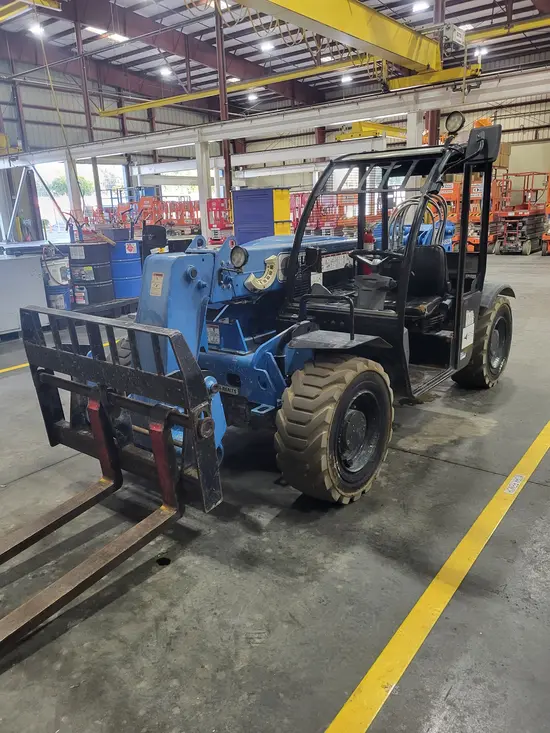 2017 Genie GTH-5519 Forklift