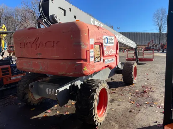 2017 Skyjack SJ86T Boom Lift