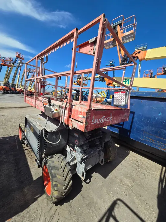 2017 Skyjack SJ6832RT Rough Terrain Scissor Lift