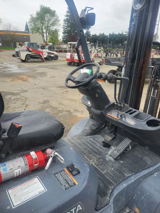 2019 Toyota 8FGU25 Warehouse Forklift