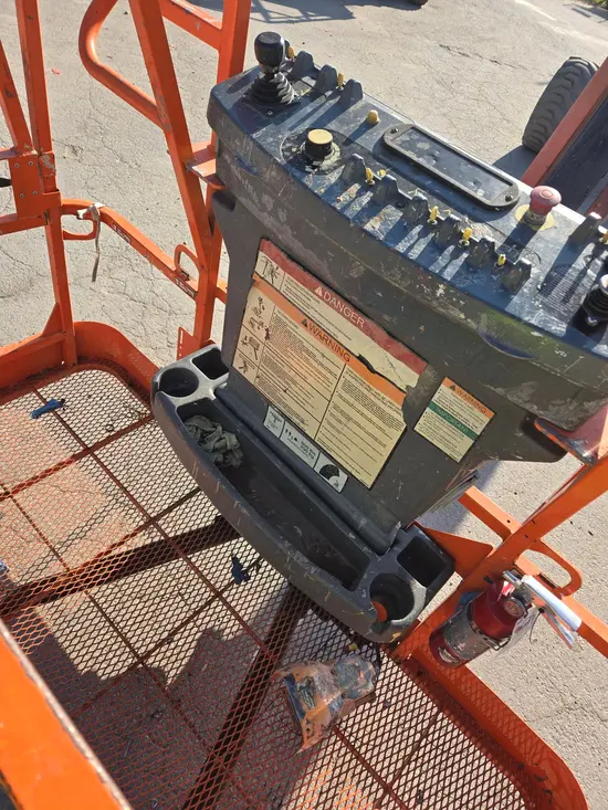 2013 JLG M600JP Boom Lift