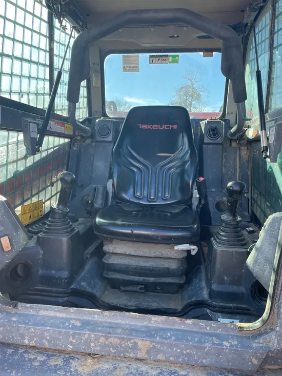2019 Takeuchi TL12V2-CR Track Loader