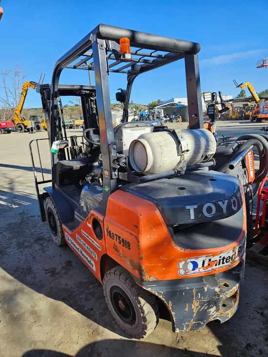 2019 Toyota 8FGU25 Warehouse Forklift