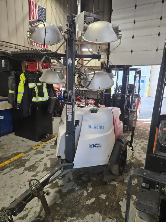 2016 Magnum Pro MLT6SM Portable Light Tower