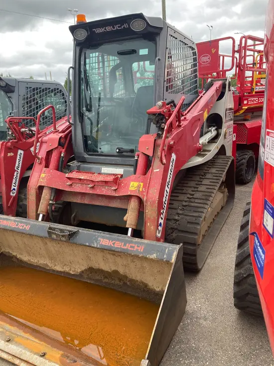 2018 Takeuchi TL12R2-CR Track Loader