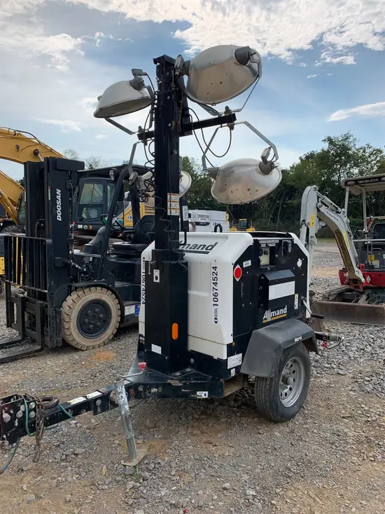 2017 Allmand NIGHT-LITE PRO Portable Light Tower
