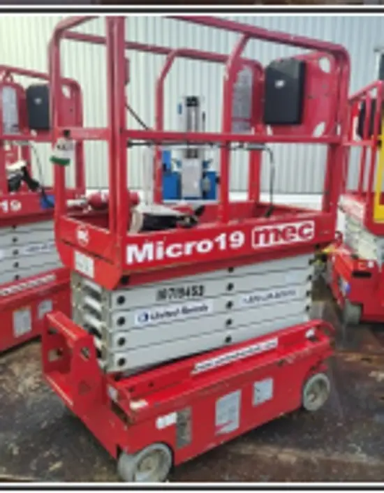 2018 MEC MICRO 19 Scissor Lift