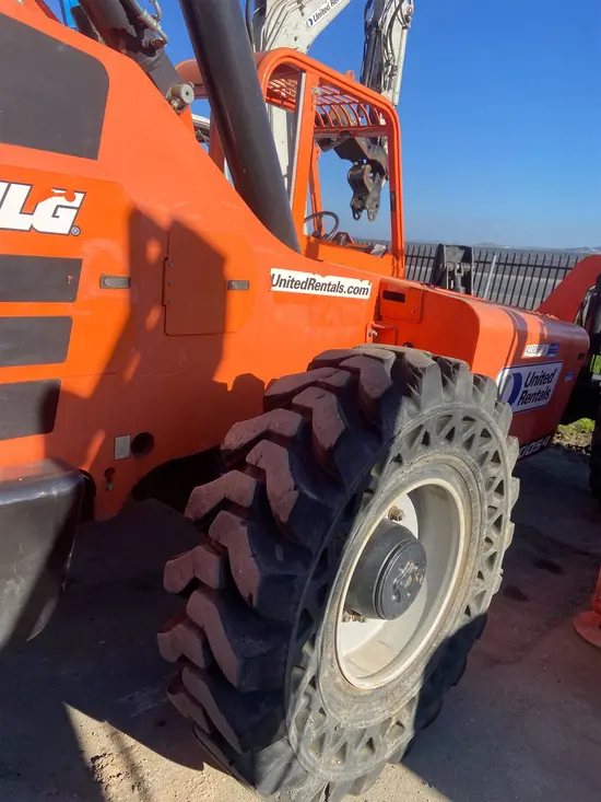 2017 SKYTRAK 10054 Forklift