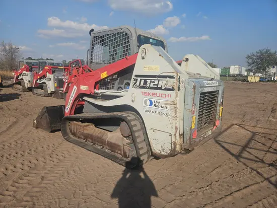 2018 Takeuchi TL12R2-CR Track Loader