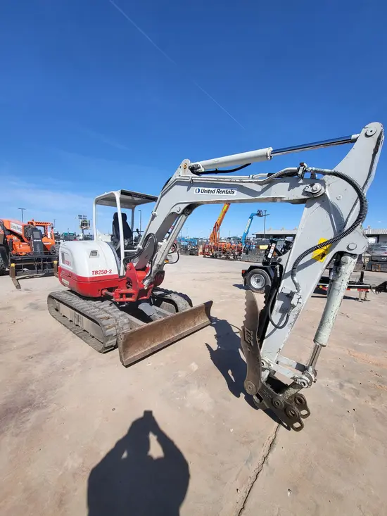 2019 Takeuchi TB250-2 Mini Excavator