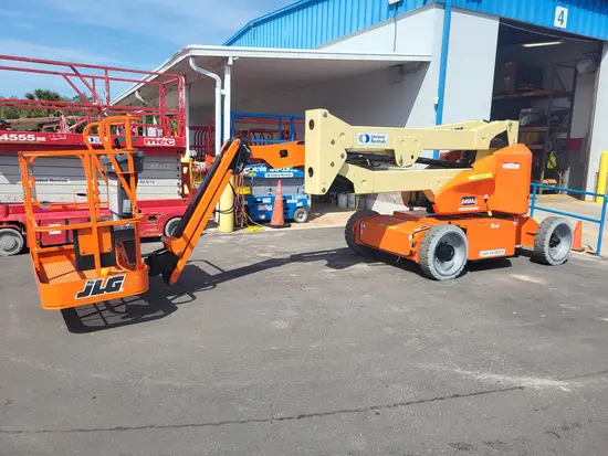 2016 JLG E450AJ Articulating Boom Lift