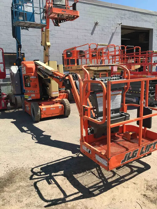 2013 JLG E300AJP Articulating Boom Lift
