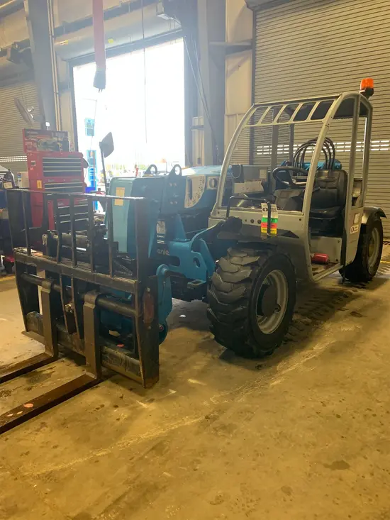 2015 Genie GTH-5519 Forklift