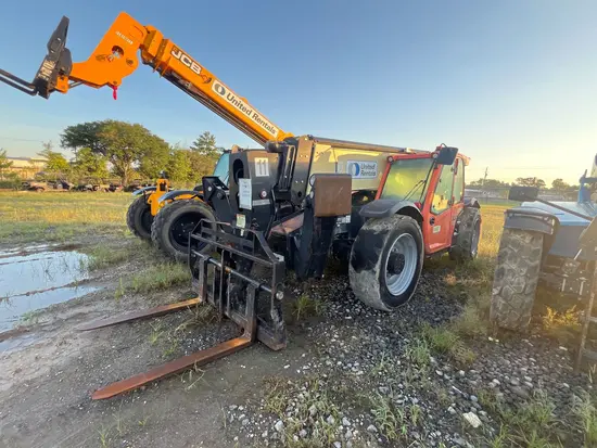 2019 JLG 1055 Forklift