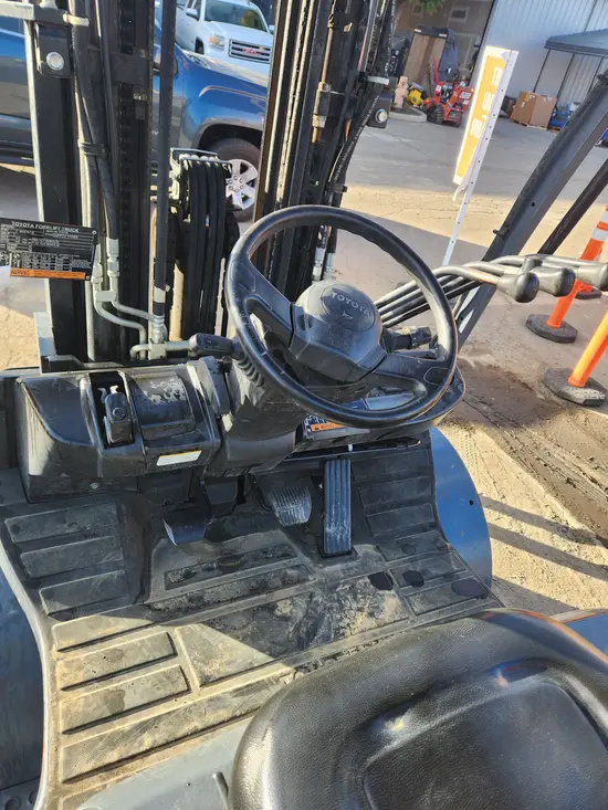 2018 Toyota 8FG35U Warehouse Forklift