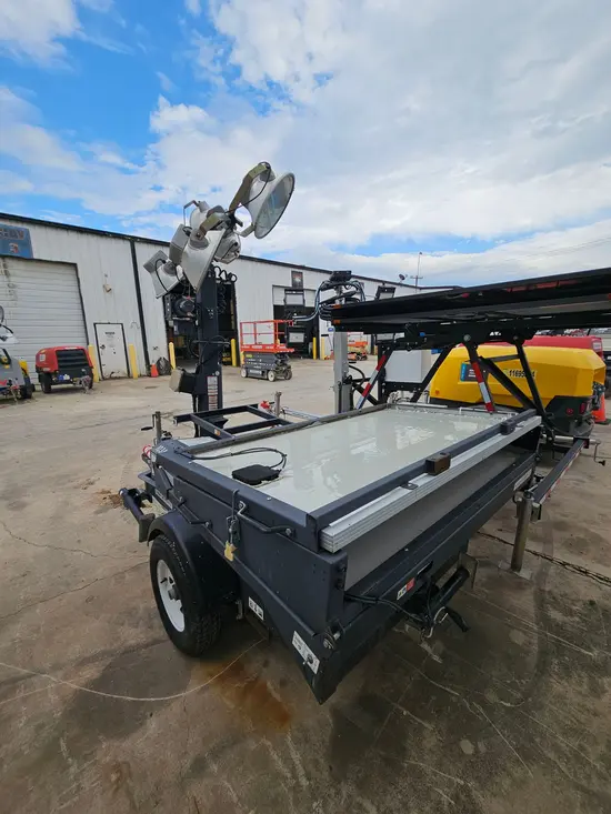 2015 Magnum Pro MLT4000S Portable Light Tower