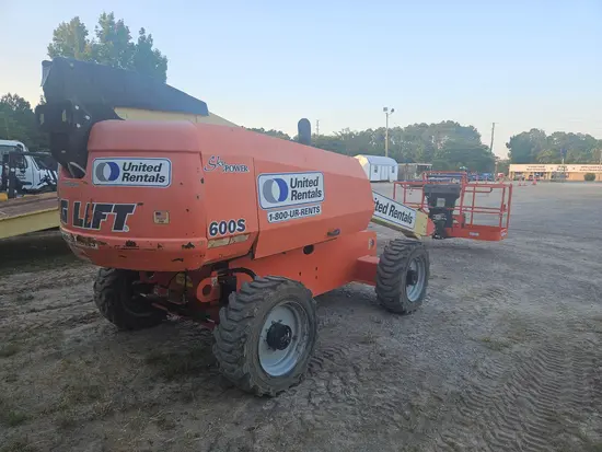 2017 JLG 600S Boom Lift
