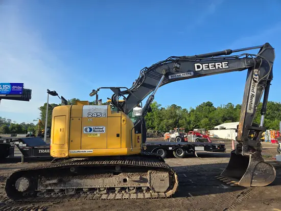 2019 John Deere 245G LC Excavator